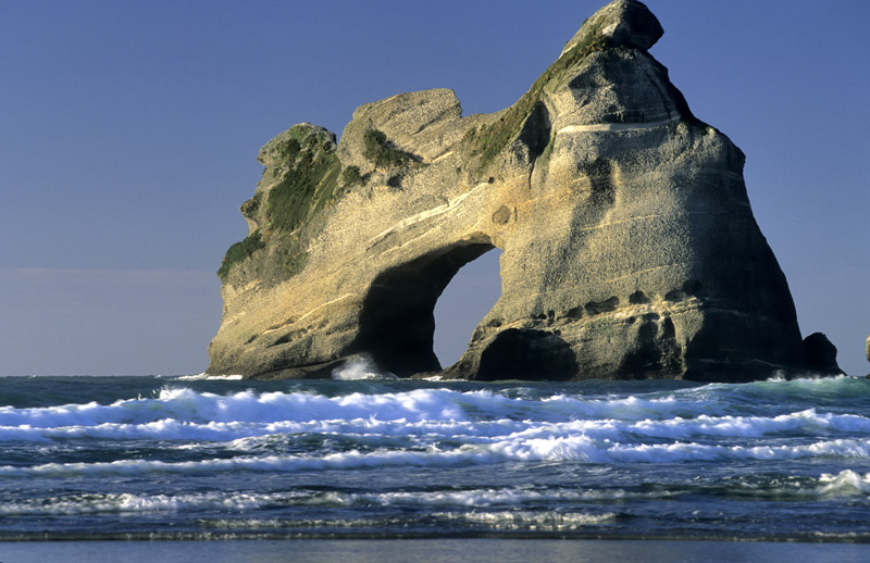 Am Whakariki Beach  