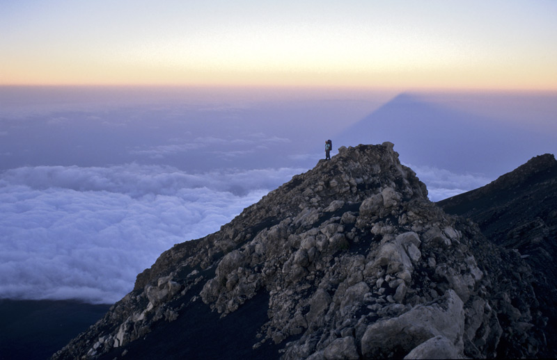  Sonnenuntergang auf dem Gipfel des Fogo   