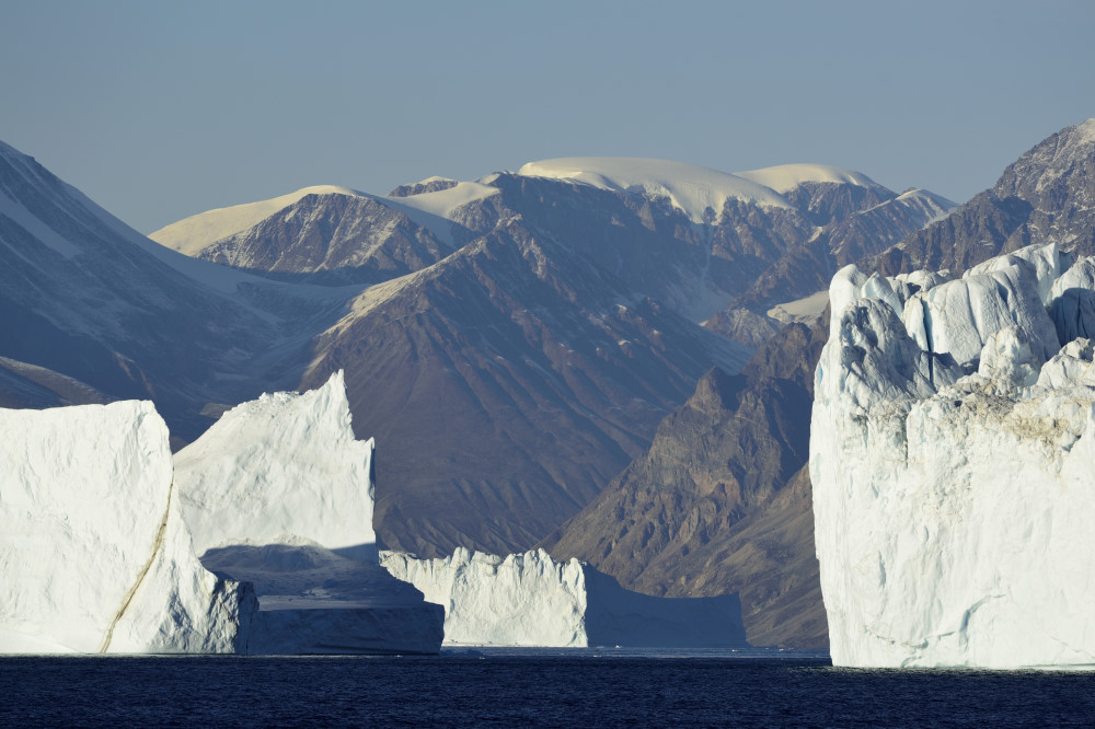 schwimmende Eisinseln vom Daugard-Jensen-Gletscher im Nordvestfjord