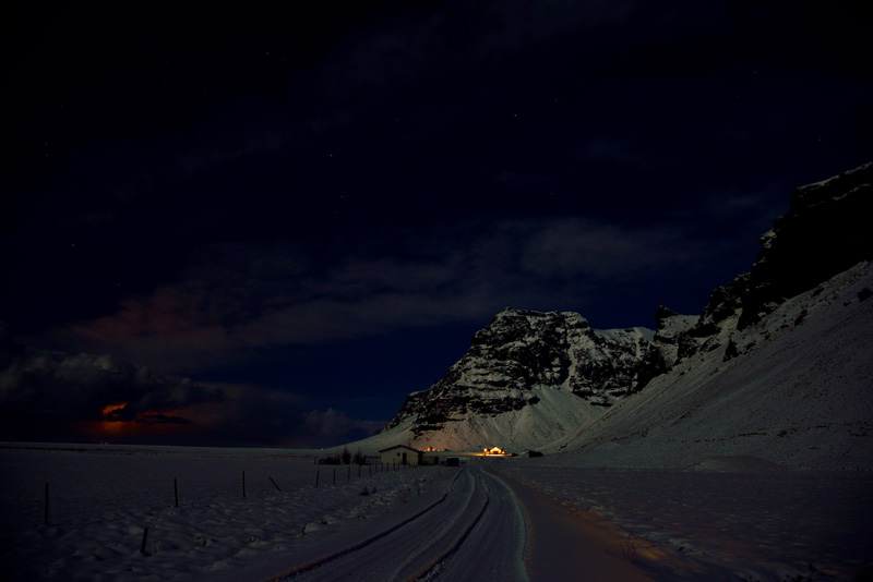 Edinborg, unter dem Eyafjallaj�kull, in einer mondhellen Nacht