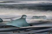 Eisberge am Strand beim J�kuls�rl�n