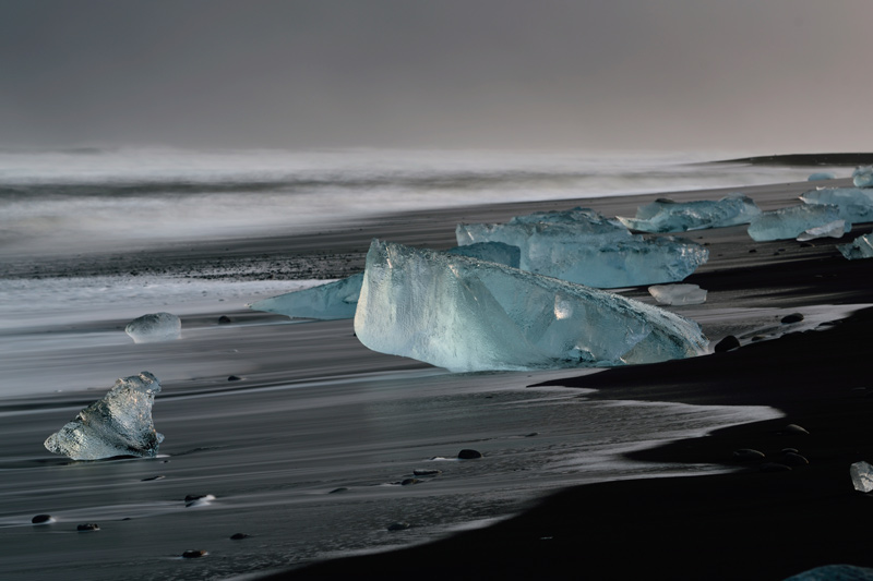 Eisberge am Strand beim J�kuls�rl�n