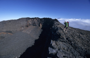  Am Gipfelkrater des Piton de la Fournaise 