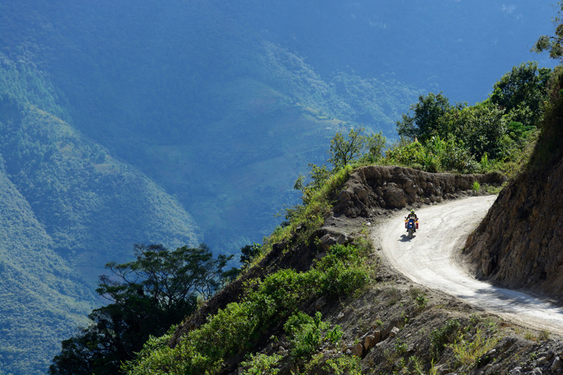 Guatemala: Hauptstra�e in den Bergen