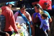 Die Indio-M�rkte in Mexiko sind bunt und lebendig